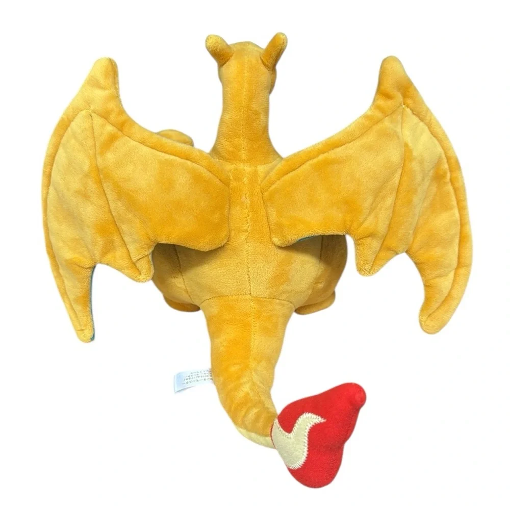 2018 Pokemon Charizard 8.5